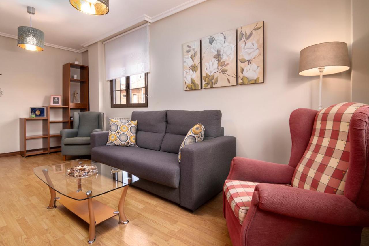 Cano Badillo - Plaza Mayor - Leonapartamentos Appartement